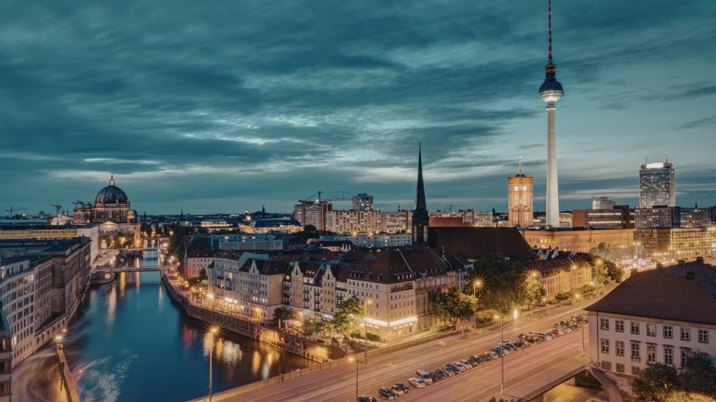Hamburg'dan Berlin'e Kuzey Avrupa Turu 19 Mayıs Özel Ajet İle 3 Gece 4 Gün 2026