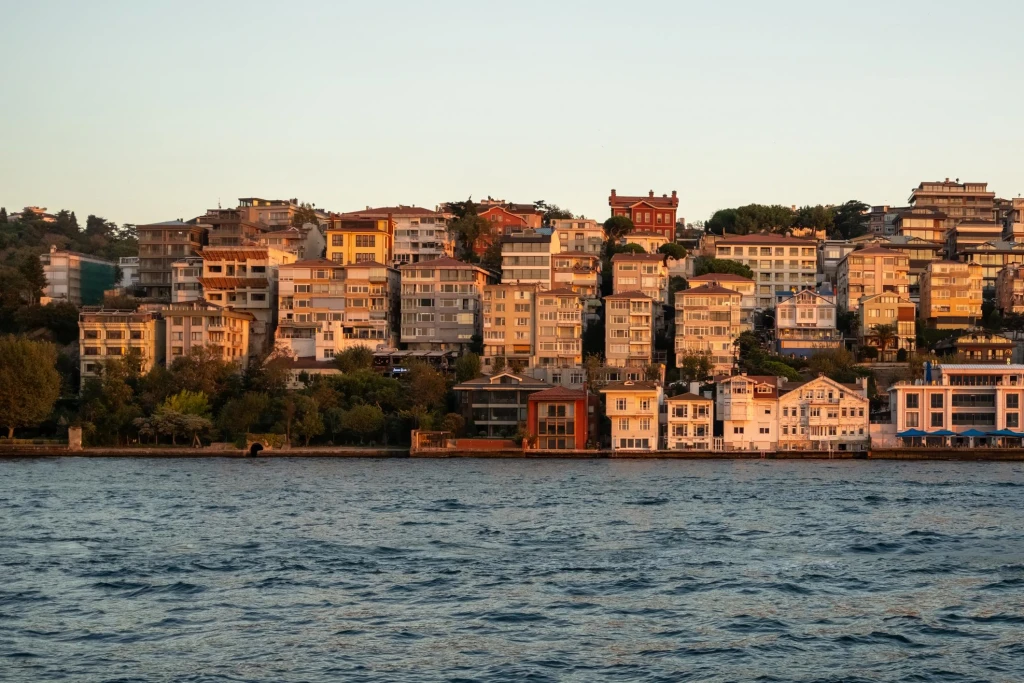 Caminata diaria con vista privada al Bósforo en Üsküdar y Kuzguncuk