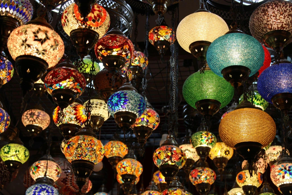 Istanbul Shopping Tour: Grand Bazaar, Spice Bazaar & Arasta Bazaar Walking Tour