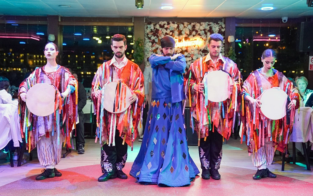 Bosphorus Cruise with Dinner and Entertainment ( Unlimited Soft Drinks)