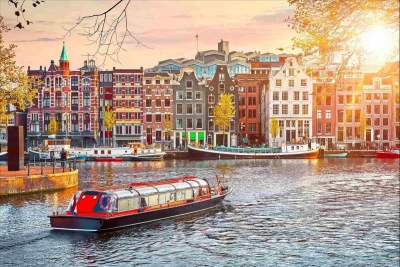 Benelüks & Paris Turları