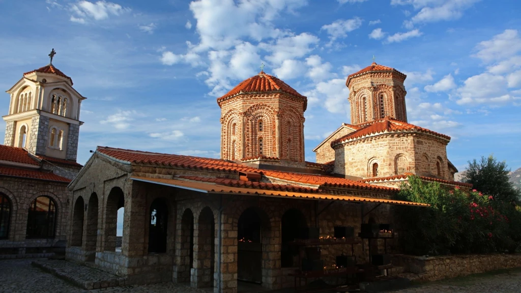 Kosovalı Büyük Balkanlar Turu Thy ile Extra Turlar ve Akşam Yemekleri Dahil 6 Gece SJJ-OHD