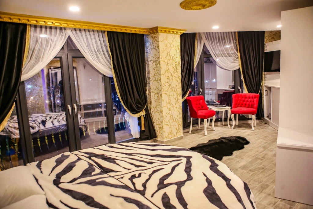 Hadrian Hotel