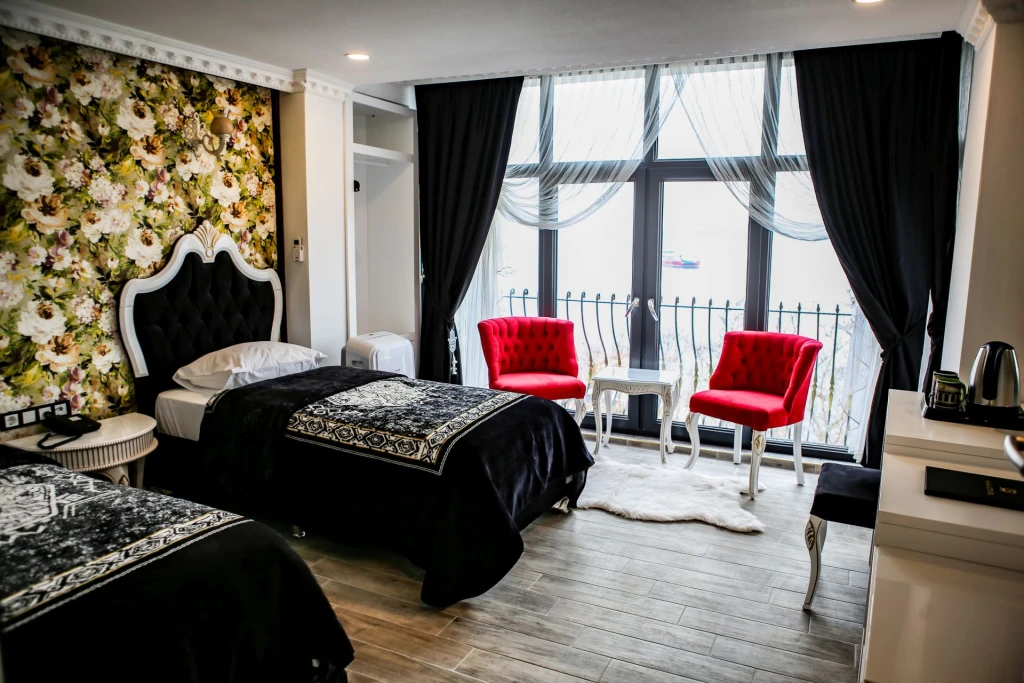 Hadrian Hotel