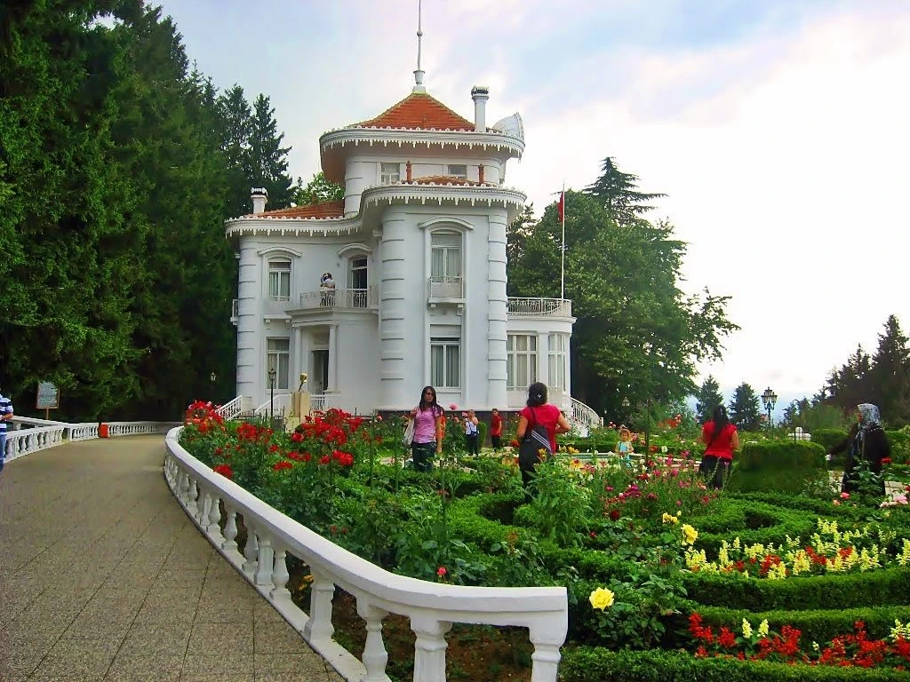 Karadeniz Yaylalar ve Batum Turu / 3 Gece Otel Konaklamalı / İstanbul Çıkışlı