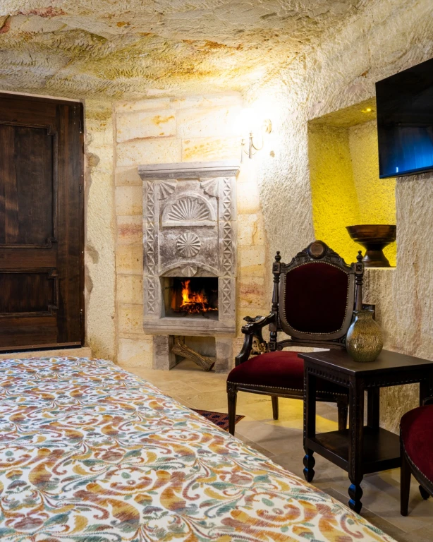Kapadokya Balayı Odası 201 | Özel Jakuzili Cave Room | Aurelia Cave Suites