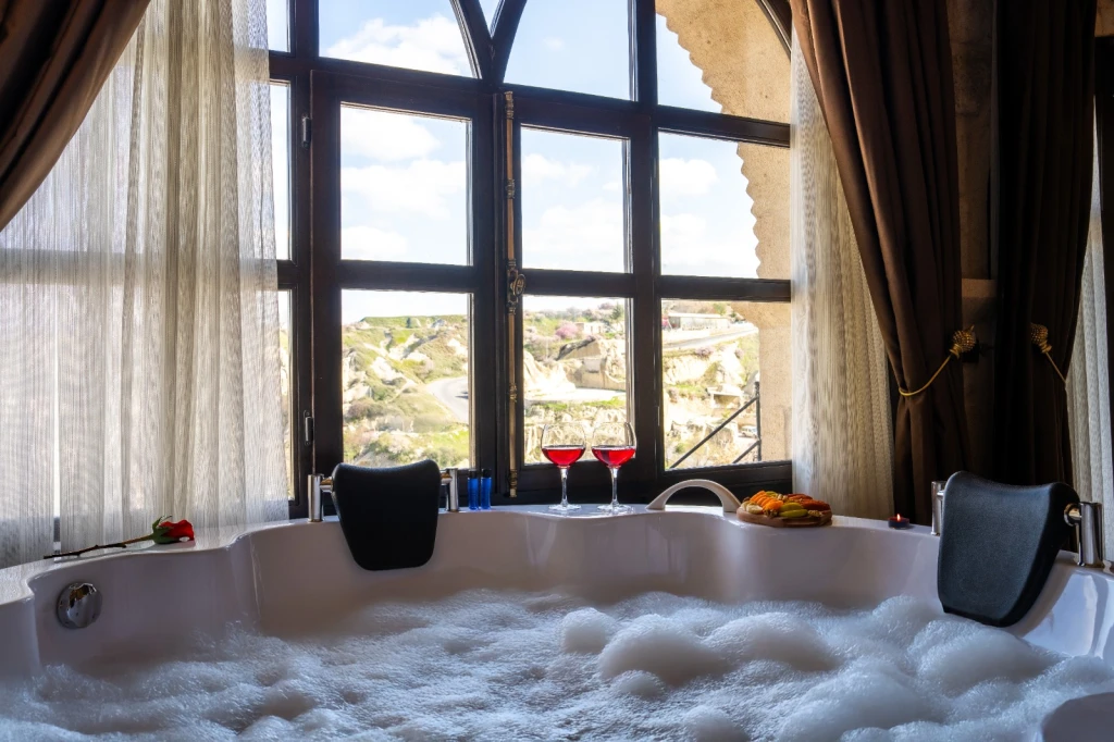 Kapadokya Jakuzili Teras Oda 302 | Romantik Taş Konsept | Aurelia Cave Suites