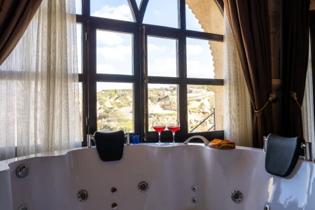Kapadokya Jakuzili Teras Oda 302 | Romantik Taş Konsept | Aurelia Cave Suites