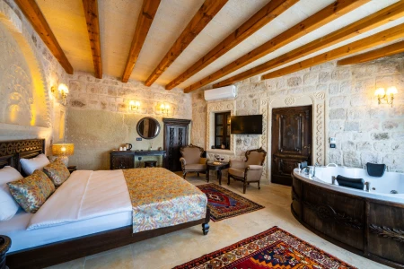 Kapadokya Jakuzili Teras Oda 302 | Romantik Taş Konsept | Aurelia Cave Suites