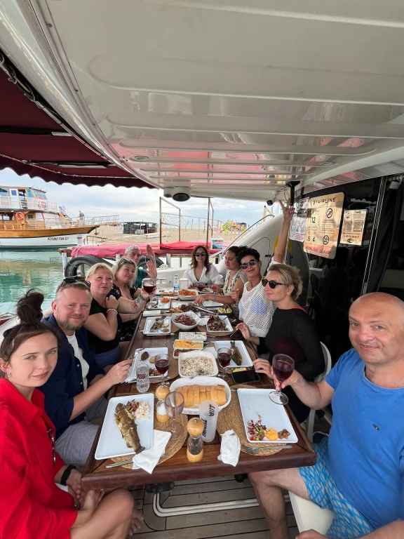 Side: Vip Yacht Cruise from River to Sea with Lunch