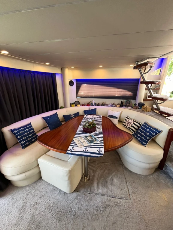 Side: Vip Yacht Cruise from River to Sea with Lunch