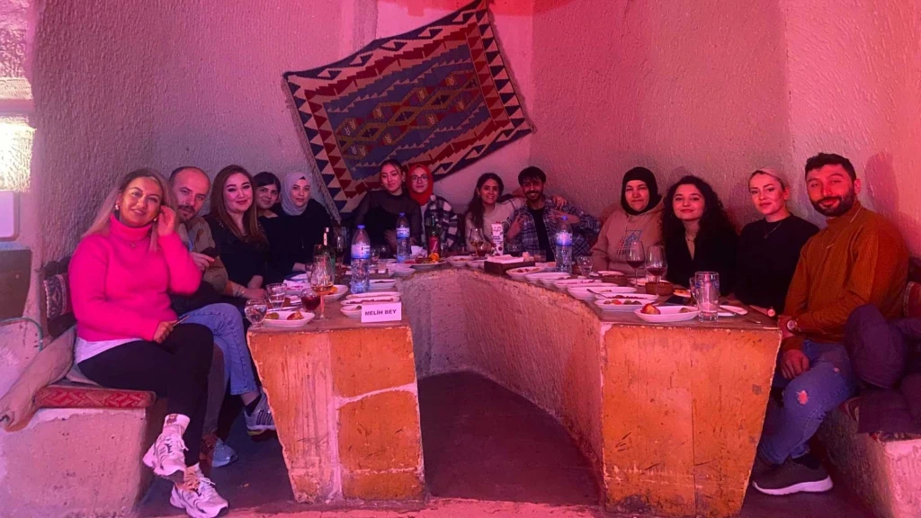Masal Gibi Kapadokya, Yeraltı Şehri ve Peri Bacaları Turu 1 Gece Otel Konaklamalı