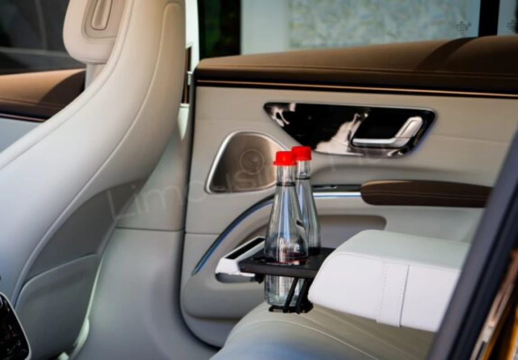 Mercedes EQS Luxury Transfer