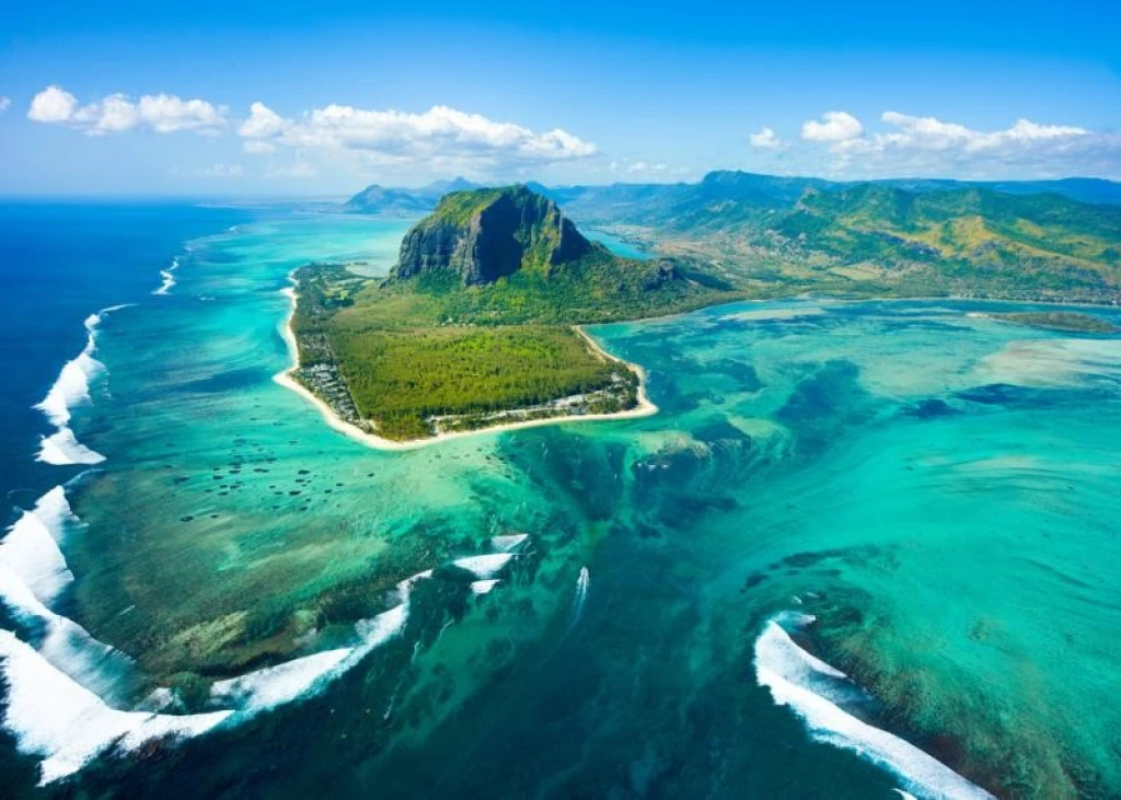 Madagaskar & Mauritius Turu Emirates Havayolları İle 10 Gece 12 Gün 2026