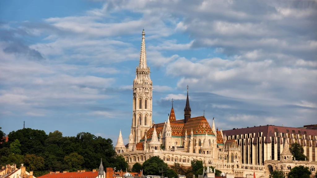 Silver Orta Avrupa'dan Adriyatik'e “Macaristan, Hırvatistan, Slovenya, Avusturya“ AJet ile 7 gece (BUD-VIE) Budapeşte (2) - Tihany - Zagreb (1) - Ljubljana (2) - Graz - Viyana (2) | Tüm şehir turları dahil | Venedik (İtalya) ve Bratislava (Slovakya) görme imkânı