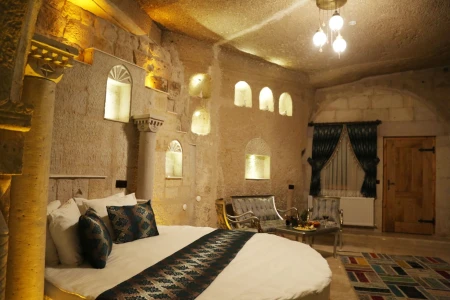 Tour All-Inclusive de 3 Dias em Cappadocia saindo de Istambul com Passeio de Balão e Hotel em Cavern...