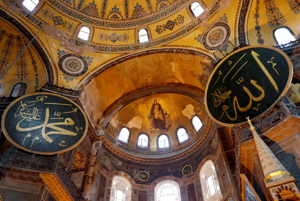 4-Day Istanbul, Cappadocia and Antalya Tour with Balloon Ride