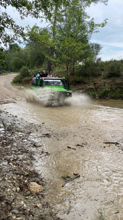 Jeep Safari