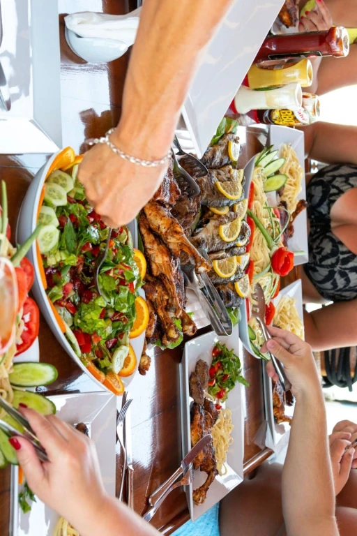 Side: VİP Gulet Yacht Cruise from River to Sea with Lunch