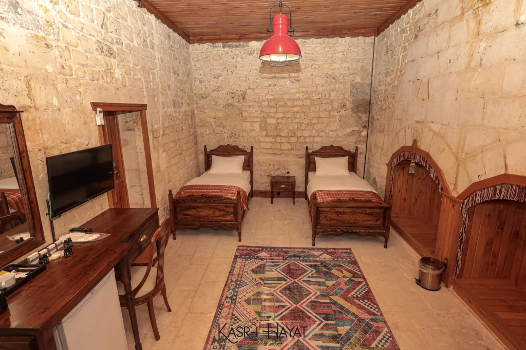 550 YIILIK TARİHİ KONAK -KASRI HAYAT OTEL