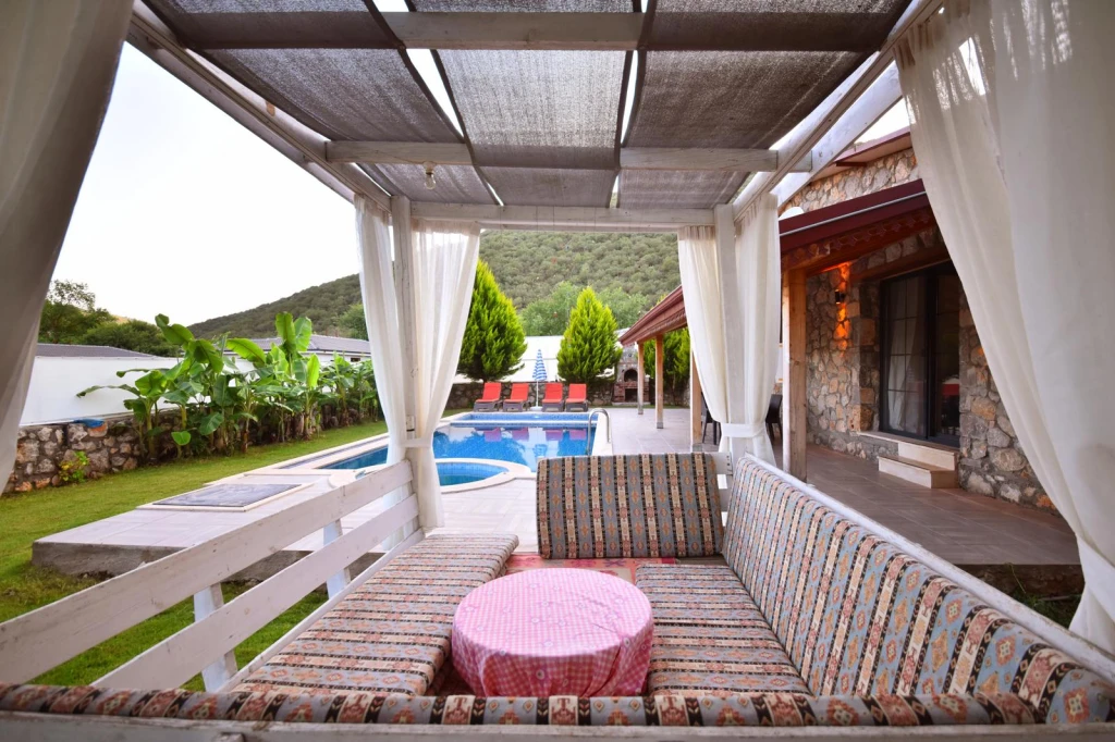 Villa Manolya