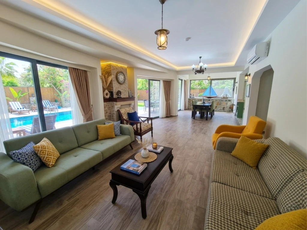 Villa Aura