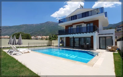 Villa Elora
