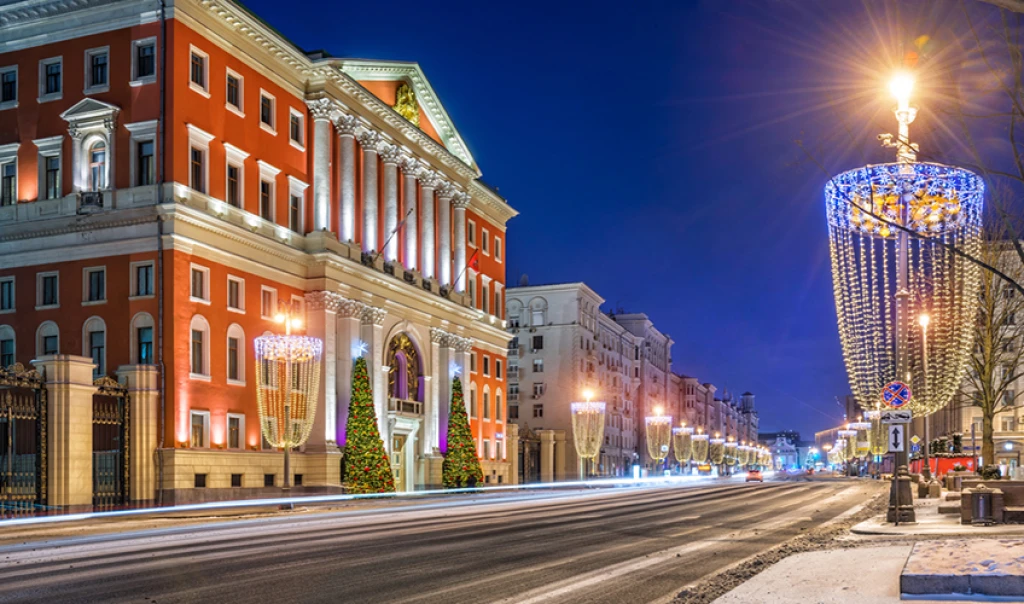 MOSKOVA VE ST. PETERSBURG İKONLARI TÜRK HAVA YOLLARI İLE 5 GECE
