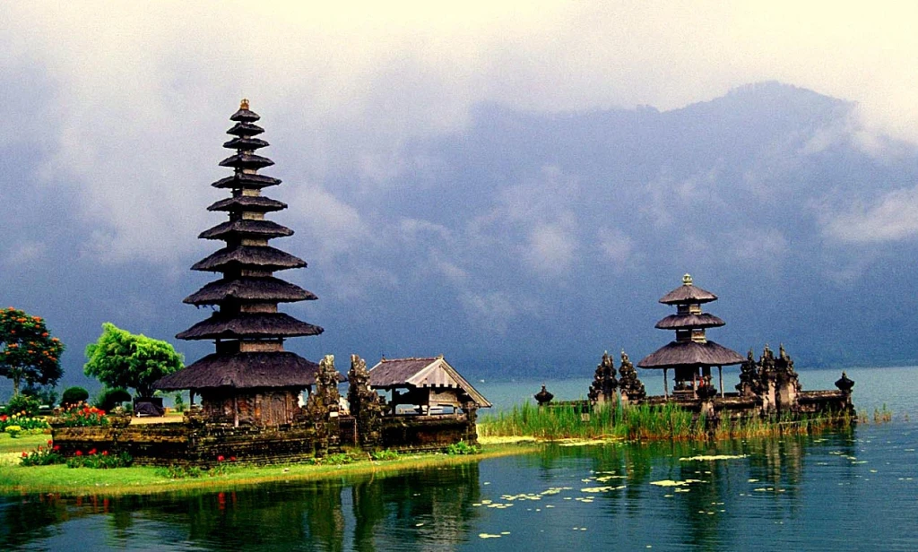 BALI BALAYI PAKETI Standart paket - Uçak Dahil Bali Turlari