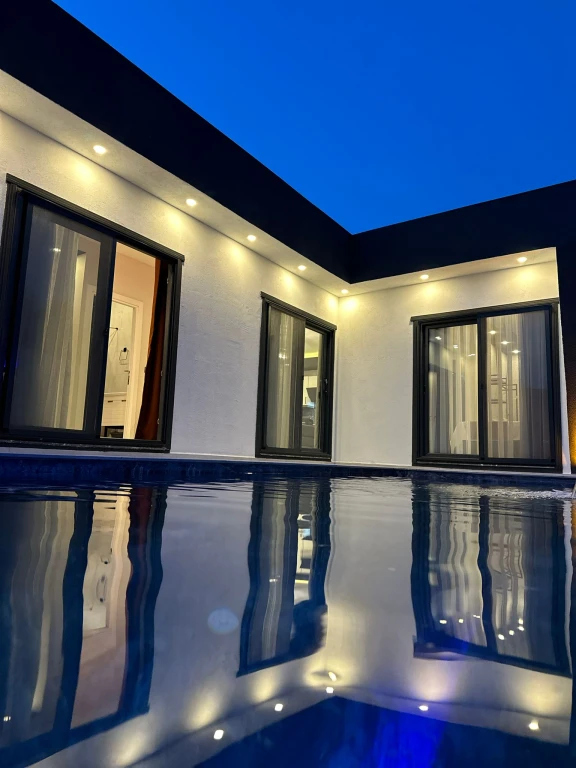 Villa Arya