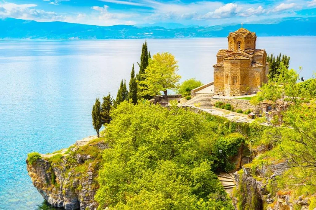 Vizesiz Uçaklı Balkan Masalı Turu 8 Gün 7 Gece Bütün Çevre Gezileri Ekstra Turlar Akşam Yemekleri ve Balkan Gecesi Dahil