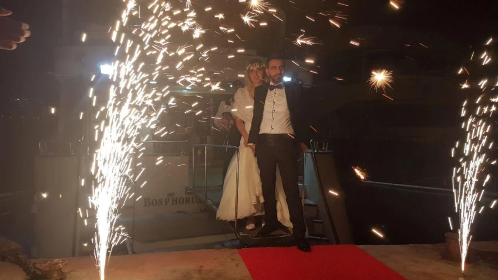 Boda, compromiso, henna y circuncisión en el Bósforo
