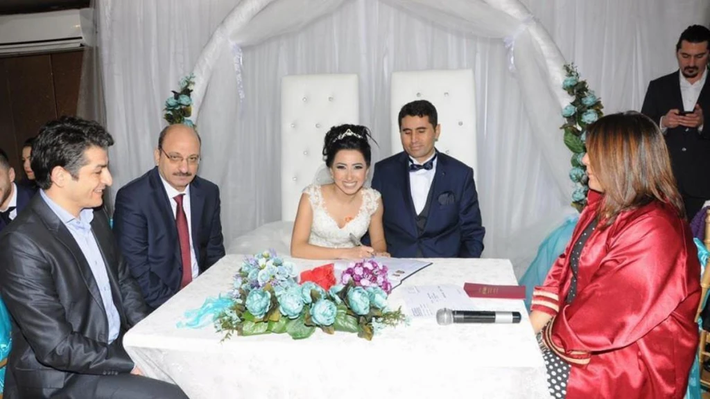 Boda, compromiso, henna y circuncisión en el Bósforo