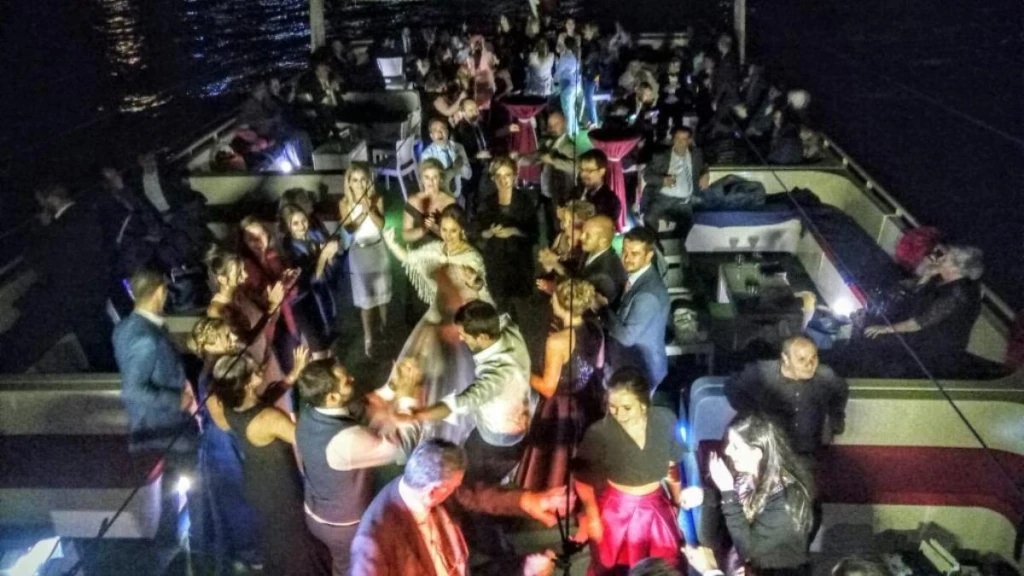 Boda, compromiso, henna y circuncisión en el Bósforo