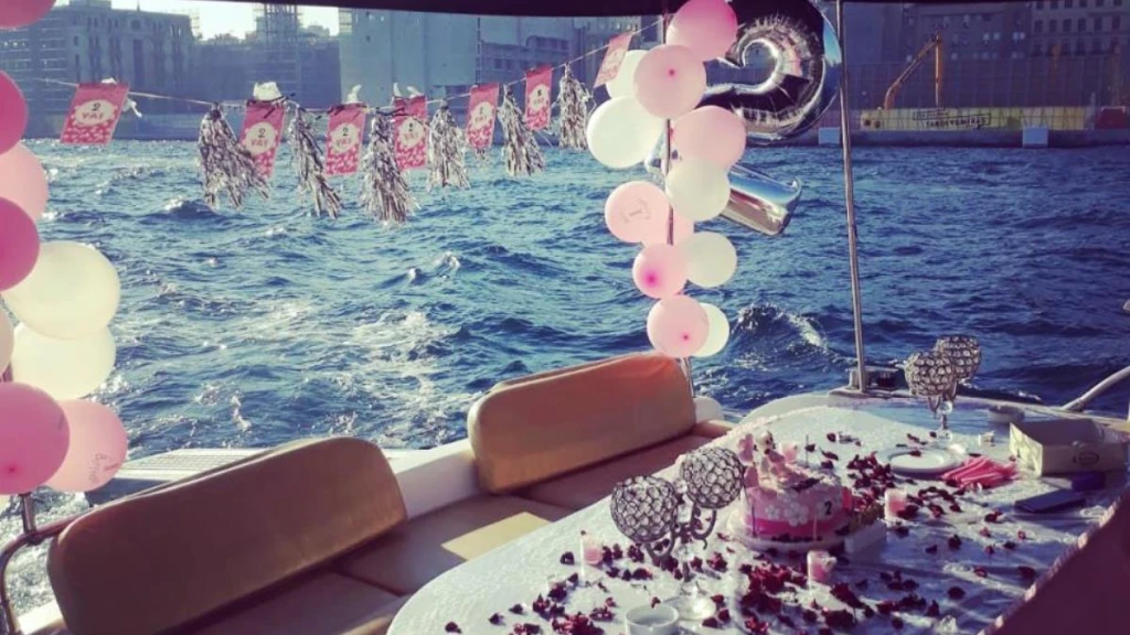 Marriage proposal on a yacht