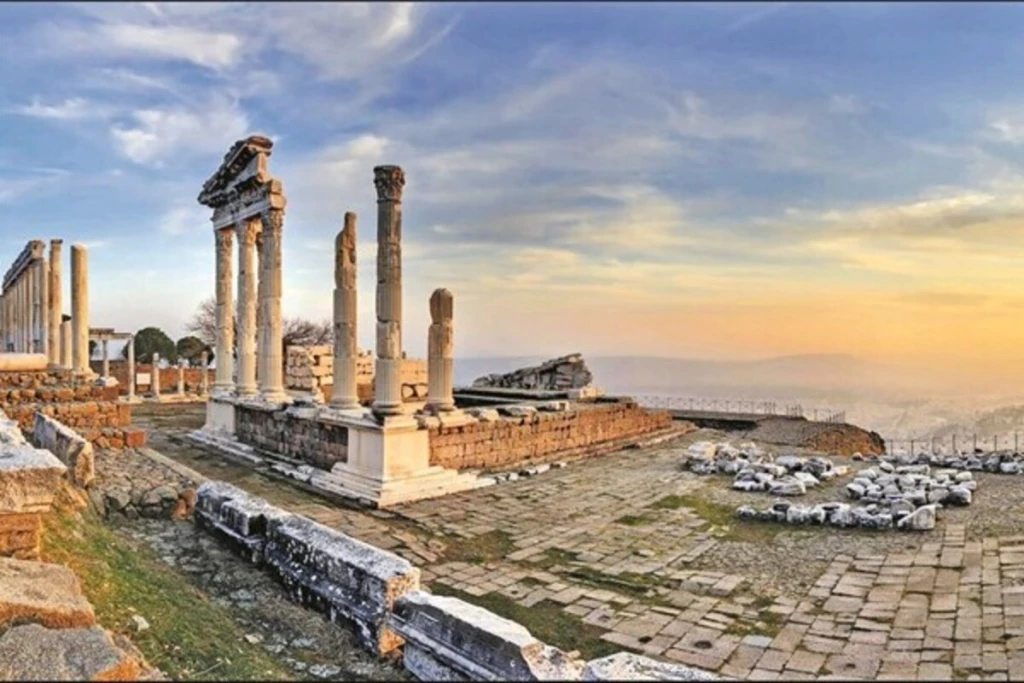Efes Turu ( Bergama – Pamukkale – Efes ) - 2 Gece 3 Gün