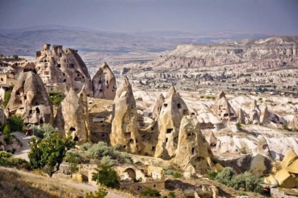 Kapadokya ve Yeraltı Şehri Turu(09:00 – 17:00)