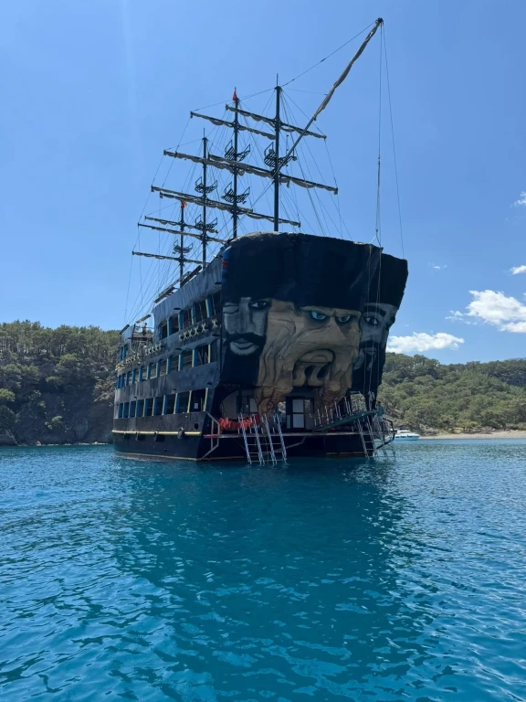 Experience the Ultimate Mediterranean Getaway: Luxury Catamaran Tour in Kemer