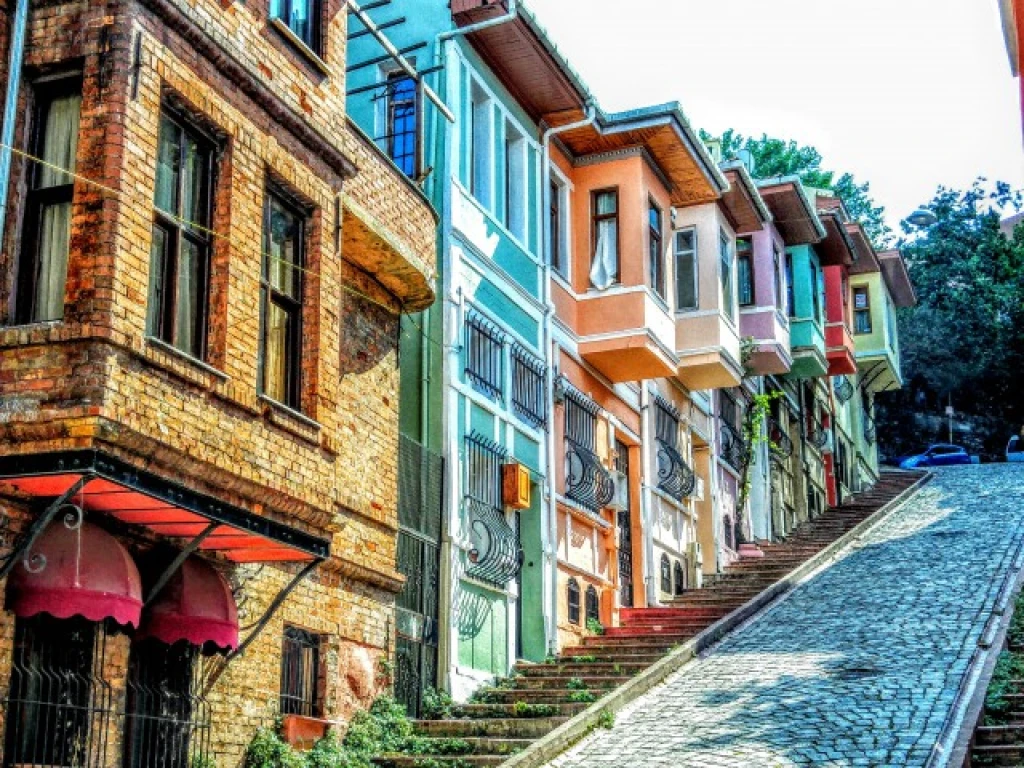 GÜNÜBİRLİK GALATA FENER BALAT TURU