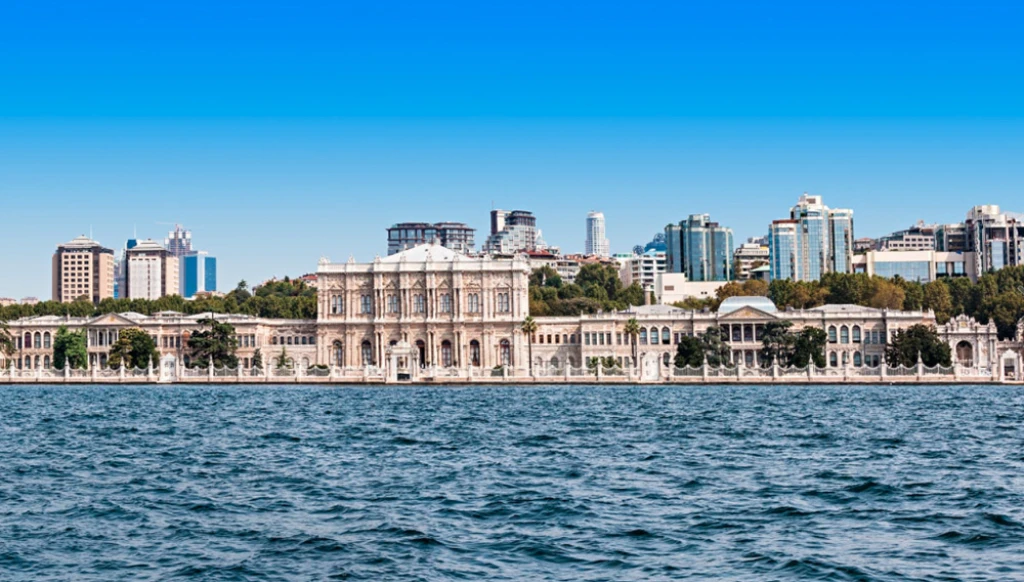Dolmabahce Palace  & Two Continents by PLAN TOUR