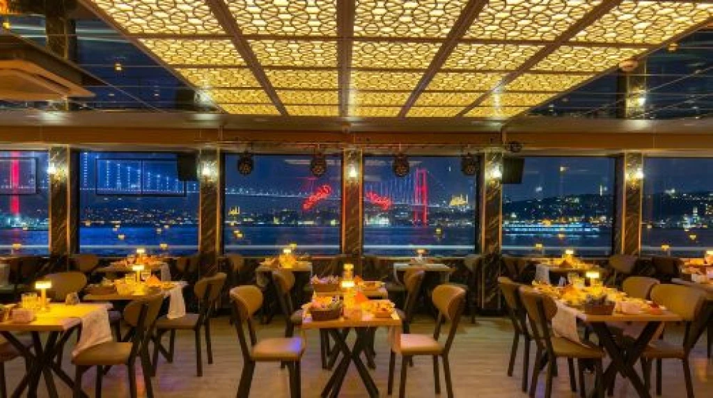 Bosphorus Dinner Cruise  Private Tables Standard Menu Unlimited Alcoholic  Drinks and Hotel Transfer