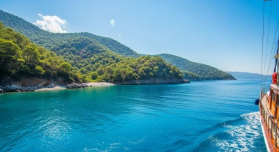 Adrasan Koyları Tekne Turu: Antalya & Kemer’den Sakin Mavi Yol Keyfi