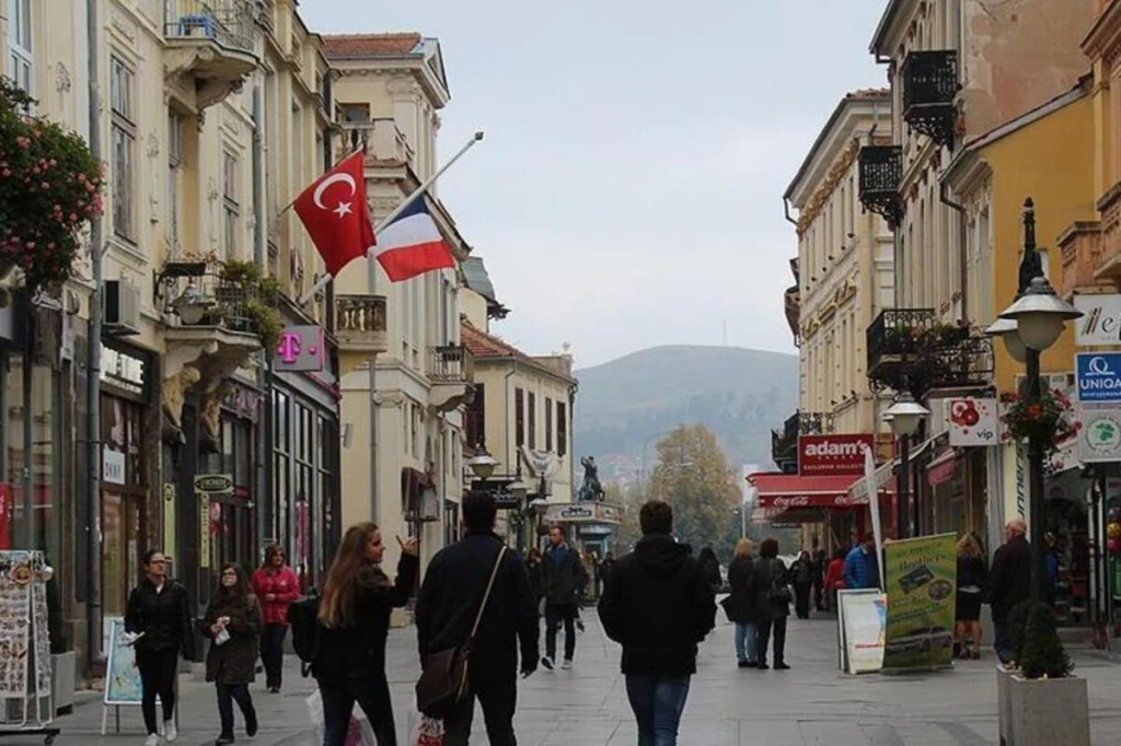 Balkan Turu(Makedonya-Arnavutluk-Karadağ-Kosova)(4 Gece 5 Gün)
