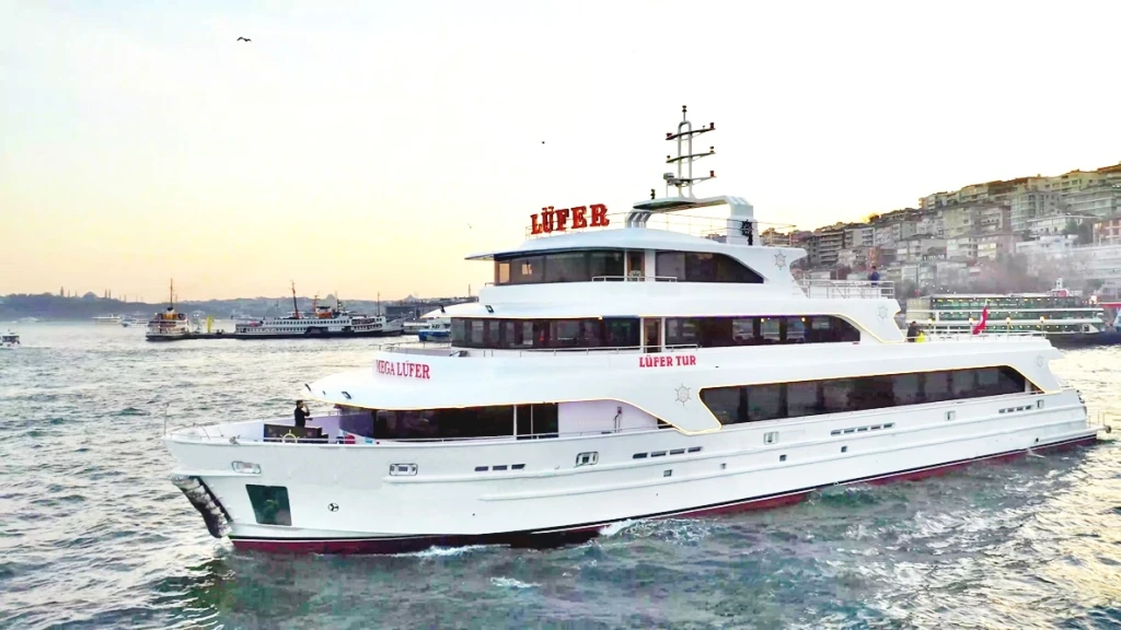 Mega Lüfer Yat-1