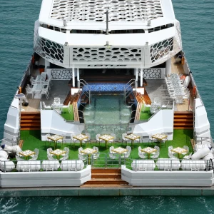 Dubai Mega Yacht Dinner Cruise