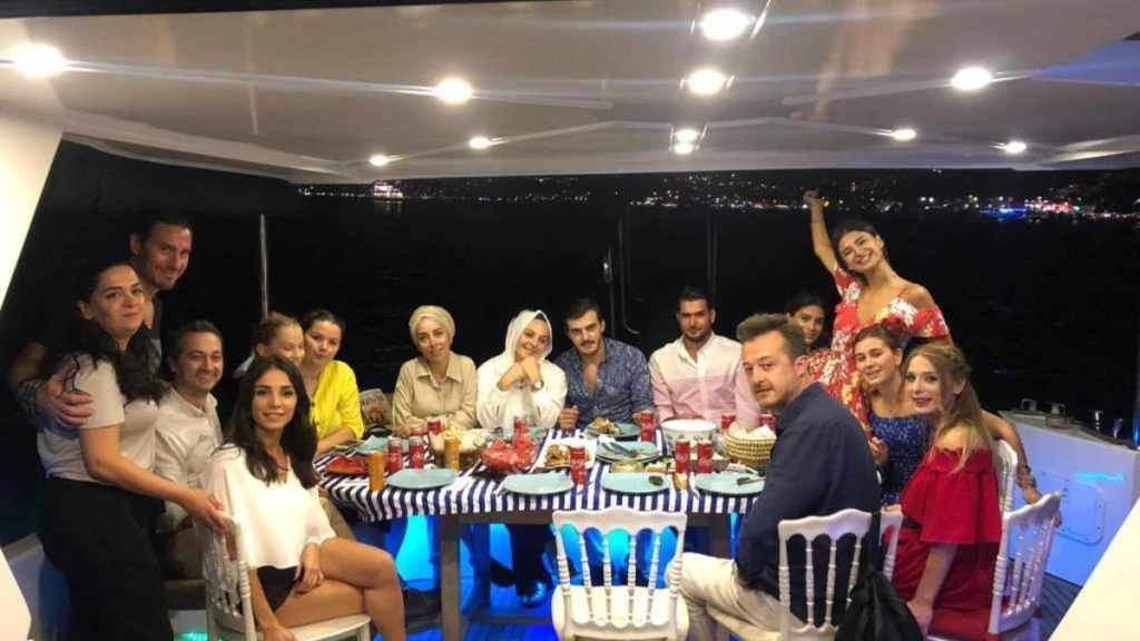 Private Yacht-1