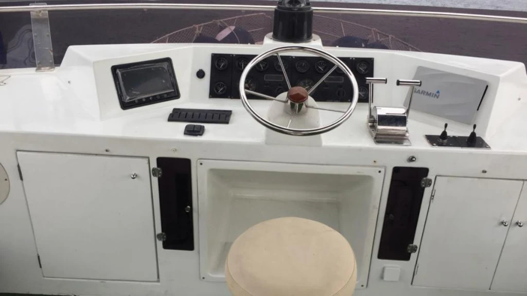 Private Yacht-2