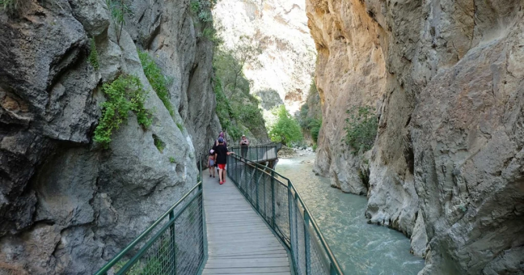Fethiye Saklıkent ve Ölüdeniz Turu