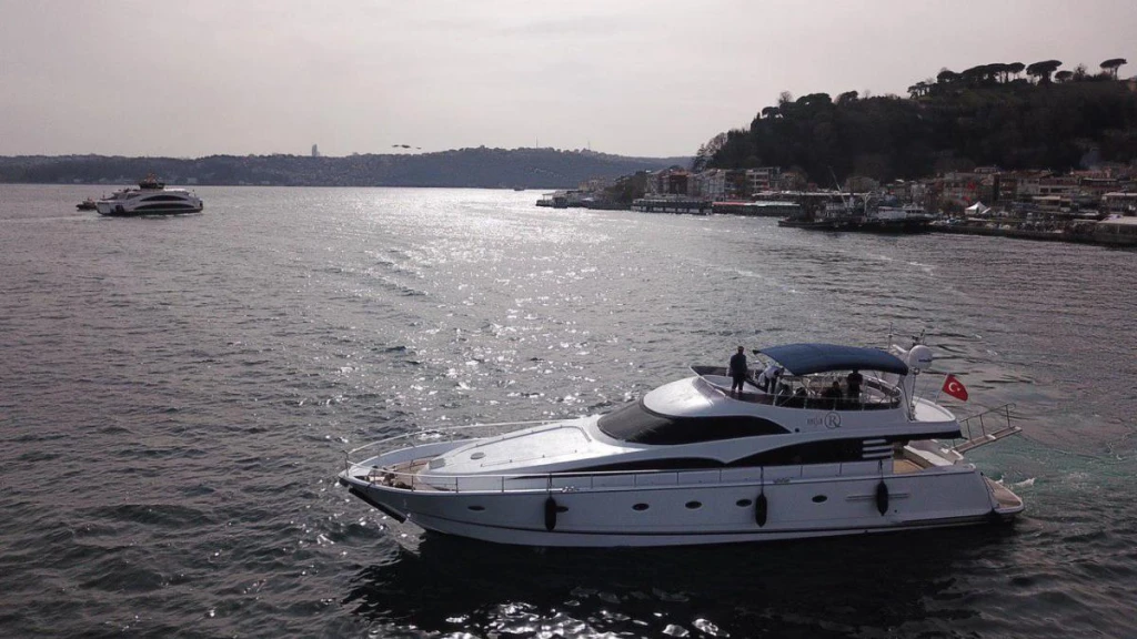 Nave speciale 4