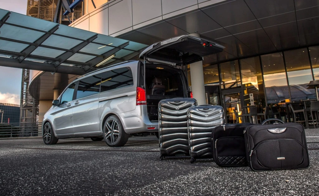 IZMIR AIRPORT TO KUŞADASI PRIVATE MERCEDES VITO TRANSFER